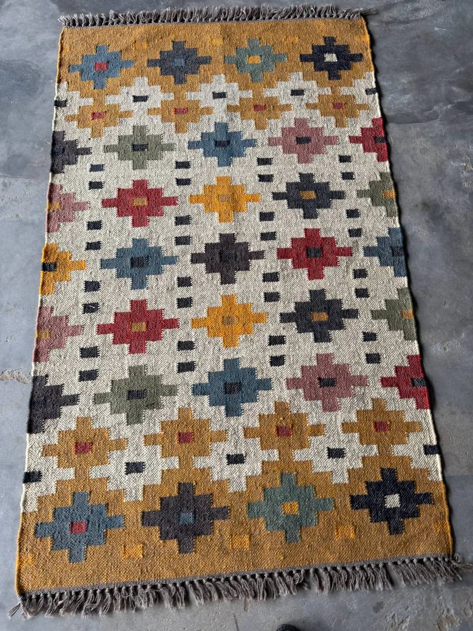 Handwoven Multicolor Wool Jute Kilim Rug, Boho Tribal Area Rug, Handmade Flatweave Dhurrie Carpet, Southwestern Geometric Rug with Fringe