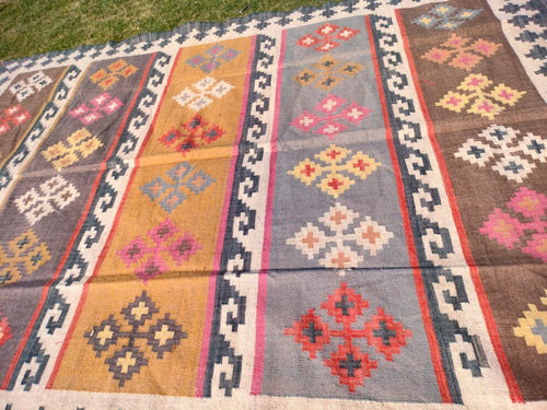 Handmade Multicolor Wool Jute Kilim Rug – Geometric Indian Dhurrie Area Rug