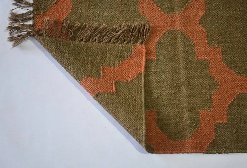Handmade Wool Jute Area Rug – Olive Green & Rust Geometric Kilim Flatweave Rug with Fringe, Rustic Boho Home Decor