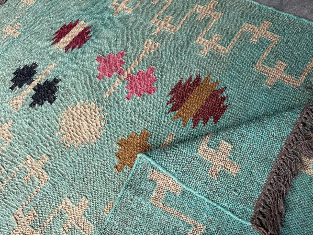 Handwoven Wool Jute Kilim Rug, Teal Tribal Area Rug, Handmade Flatweave Dhurrie Carpet, Boho Geometric Living Room Rug with Fringe