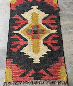 Handwoven Black Southwestern Wool Jute Kilim Rug, Navajo Tribal Flatweave Area Rug, Boho Rustic Handmade Dhurrie Carpet with Fringe