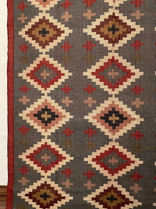 Handwoven Charcoal Wool Jute Kilim Area Rug – Geometric Diamond Reversible Flatweave Dhurrie for Living Room, Dining Room & Bedroom