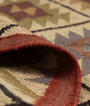 Southwestern Geometric Area Rug – Handwoven Wool Jute Tribal Diamond Rug in Terracotta & Beige