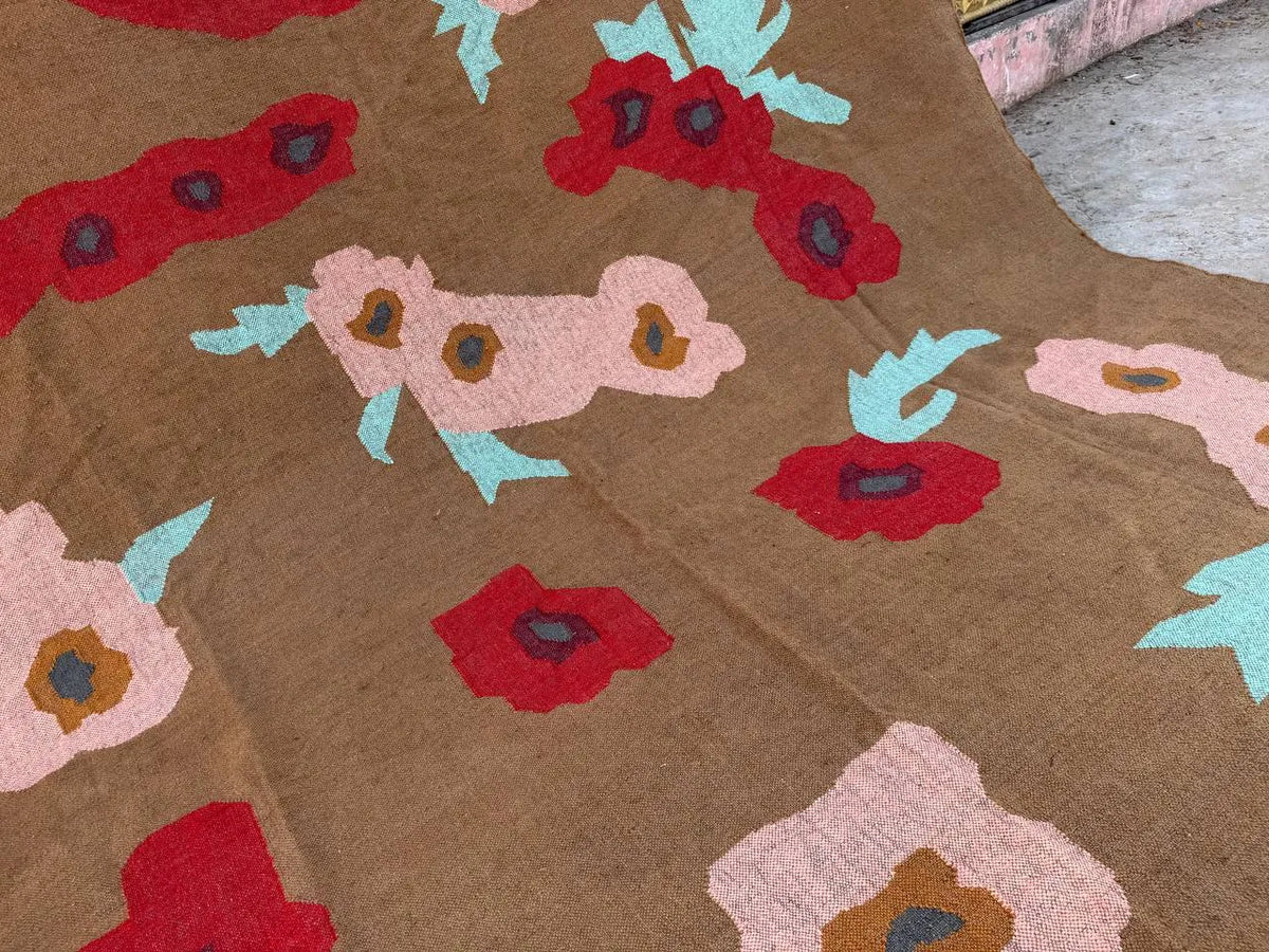 Botanical Folk-Art Kilim Dhurrie – Artisan-Woven Wool & Jute Floral Rug