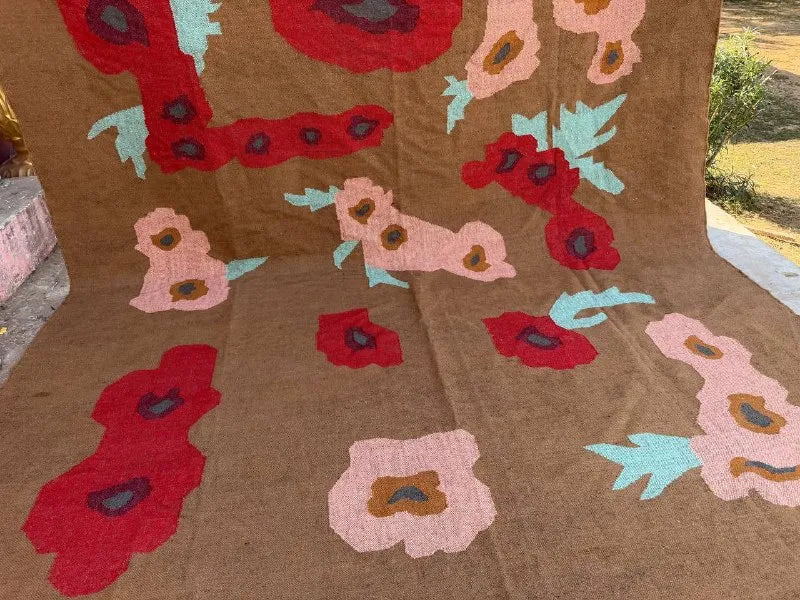 Botanical Folk-Art Kilim Dhurrie – Artisan-Woven Wool & Jute Floral Rug