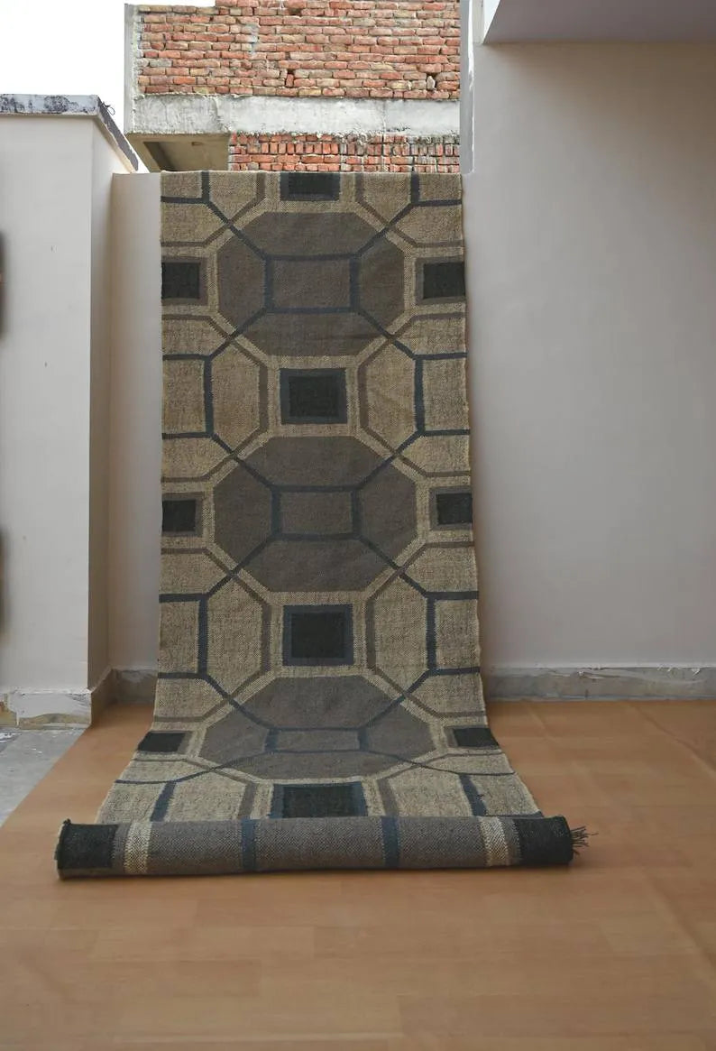 Handmade Neutral Kilim Runner – Octagon & Square Pattern
