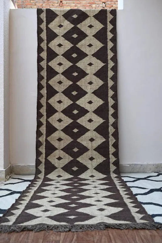 Handmade Wool & Jute Kilim Runner – Brown Diamond Pattern