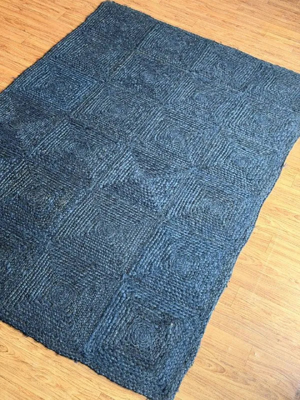 Handgevlegte Chevron Jute-mat – Beige en wit geometriese natuurlike veselmat