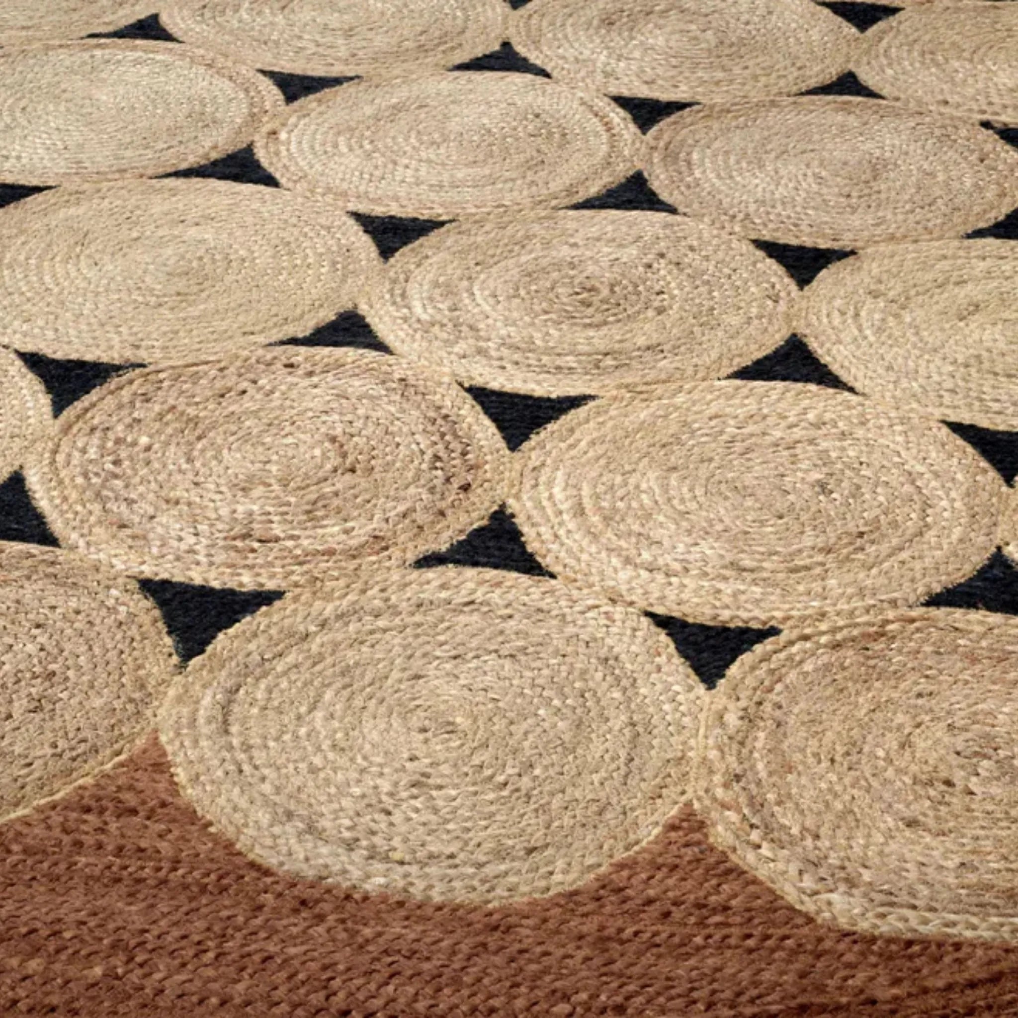 Cocoa Brown Jute Pebble Rug – Artisan-Braided Natural Circle Carpet