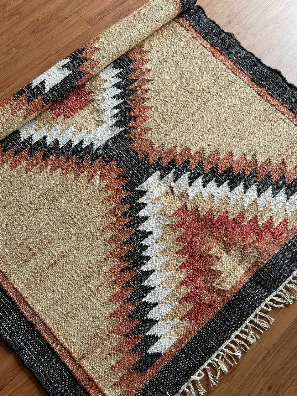 Desert Frame Kilim Dhurrie – Artisan-Woven Wool Jute Rug & Custom Runner