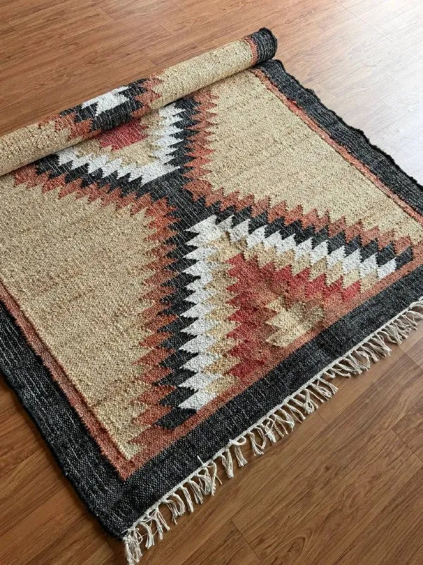 Desert Frame Kilim Dhurrie – Artisan-Woven Wool Jute Rug & Custom Runner