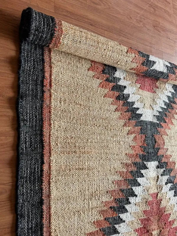 Desert Frame Kilim Dhurrie – Artisan-Woven Wool Jute Rug & Custom Runner