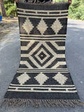 Maroon Volkskuns Kilim Tapytloper – Artisanaal-geweefde Wol Jute Mat, Volgens Maat Gemaak