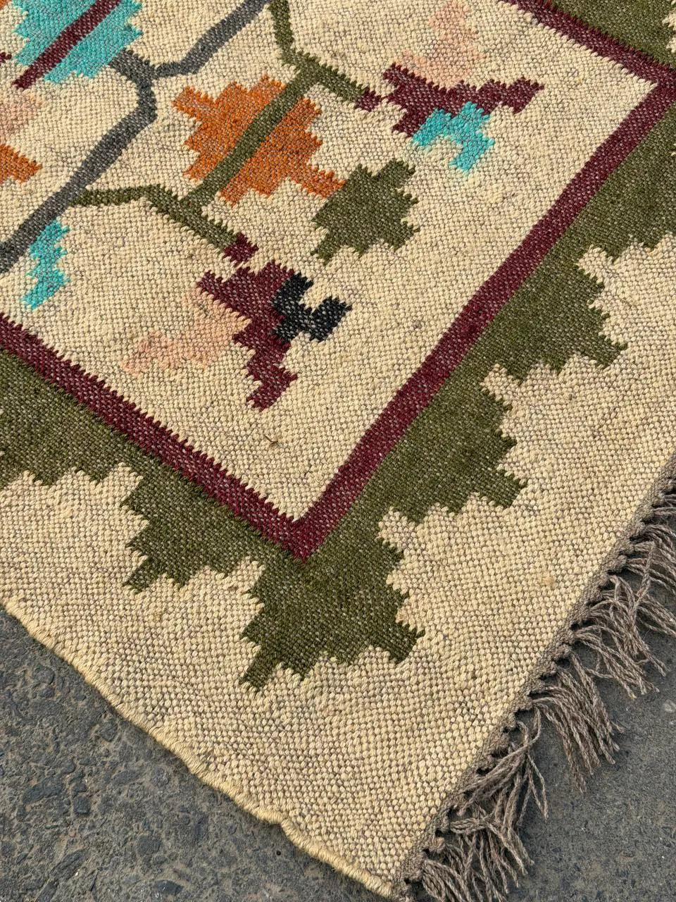 Maroon Volkskuns Kilim Tapytloper – Artisanaal-geweefde Wol Jute Mat, Volgens Maat Gemaak
