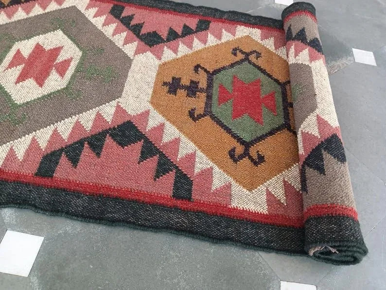 Grafietwol Jute Dhurrie-lopertjie – Handgewewe Geometriese Trap- en Gangmat