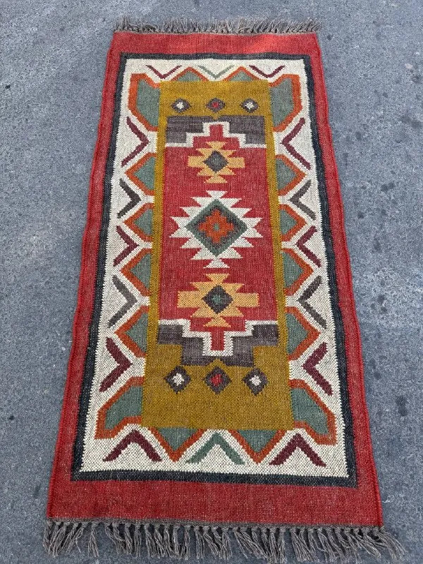 Maroon Volkskuns Kilim Tapytloper – Artisanaal-geweefde Wol Jute Mat, Volgens Maat Gemaak