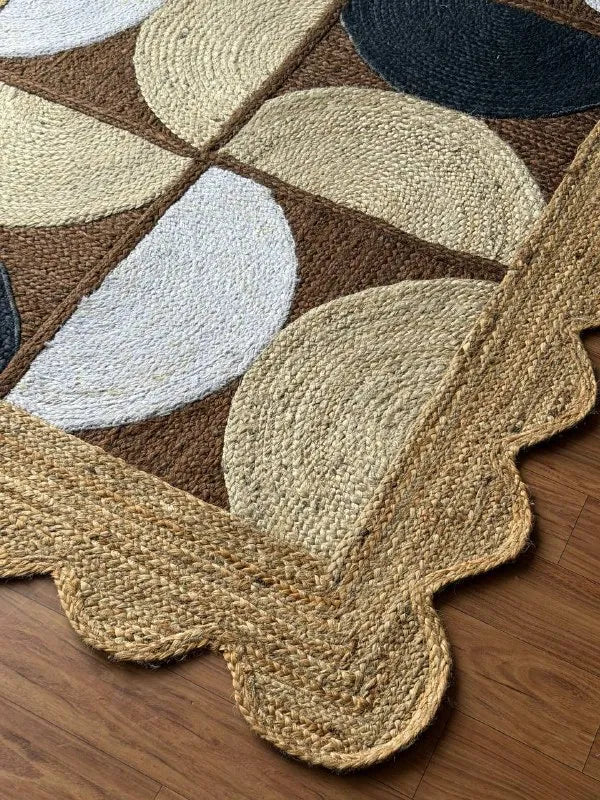 Natural Jute Scallop Rug – Artisan-Braided Abstract Area Carpet