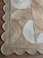 Ivory Scallop-Border Jute Carpet – Artisan-Braided Abstract Rug