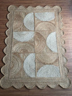 Ivory Scallop-Border Jute Carpet – Artisan-Braided Abstract Rug