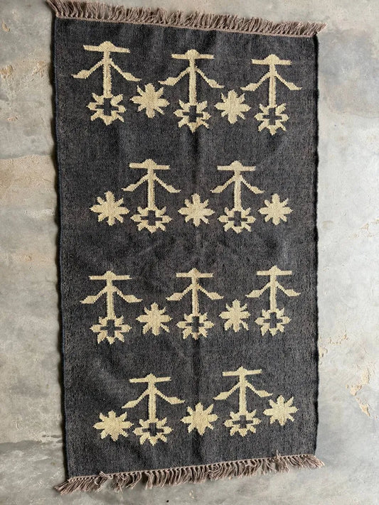 Handwoven Charcoal Wool Jute Kilim Rug, Modern Tribal Flatweave Area Rug, Handmade Scandinavian Boho Dhurrie Carpet with Fringe