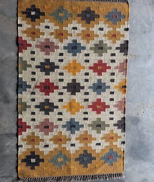 Handwoven Multicolor Wool Jute Kilim Rug, Boho Tribal Area Rug, Handmade Flatweave Dhurrie Carpet, Southwestern Geometric Rug with Fringe