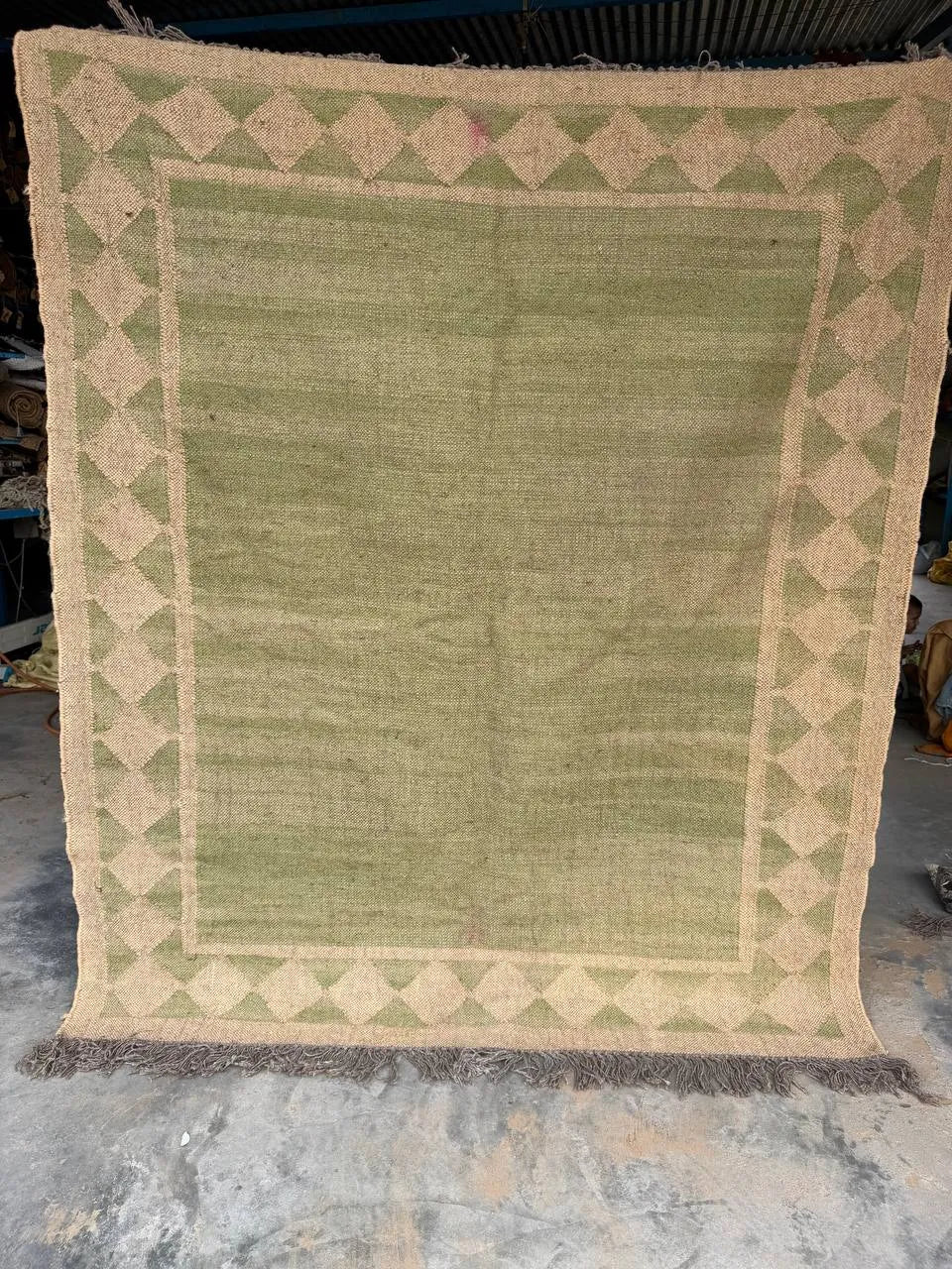 Handwoven Sage Green Wool Jute Kilim Rug, Minimalist Diamond Border Flatweave Area Rug, Handmade Boho Dhurrie Carpet with Fringe