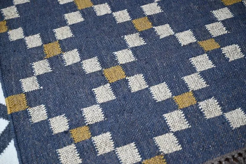 Handmade Geometric Kilim Runner Rug – Charcoal & Cream