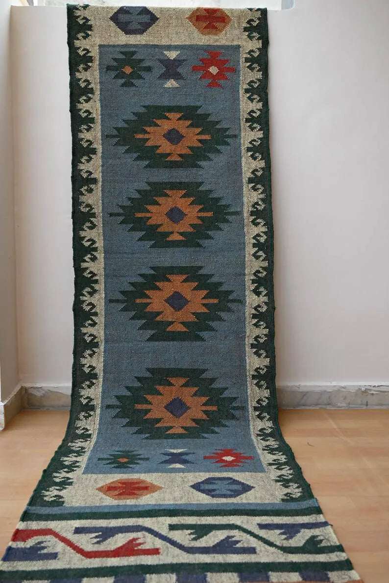 Maroon Volkskuns Kilim Tapytloper – Artisanaal-geweefde Wol Jute Mat, Volgens Maat Gemaak