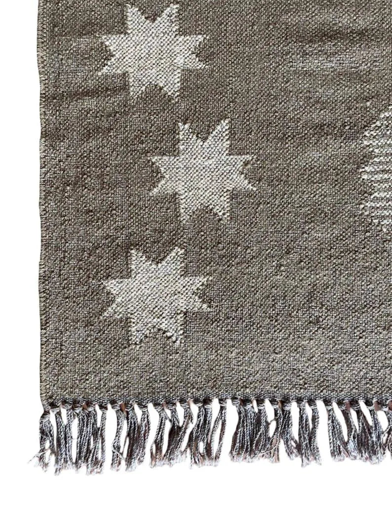 Handmade Southwestern Wool Jute Kilim Area Rug with Tassels | Tribal Boho Flatweave Rug in Natural Taupe for Living Room & Bedroom