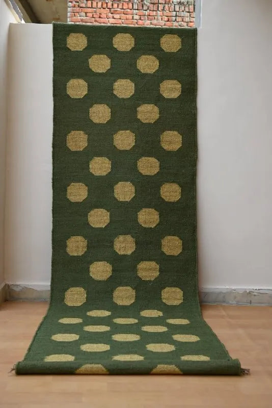 Maroon Volkskuns Kilim Tapytloper – Artisanaal-geweefde Wol Jute Mat, Volgens Maat Gemaak