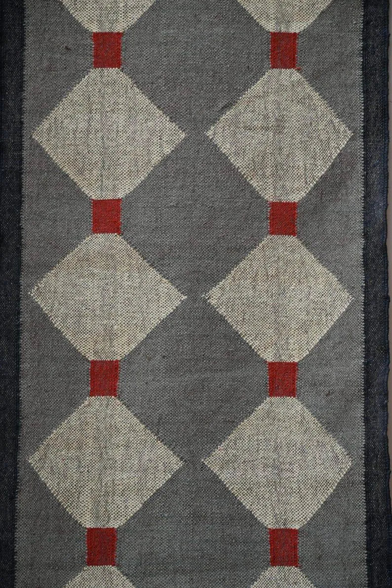 Handmade Grey Kilim Runner – Beige Diamonds & Rust Accents