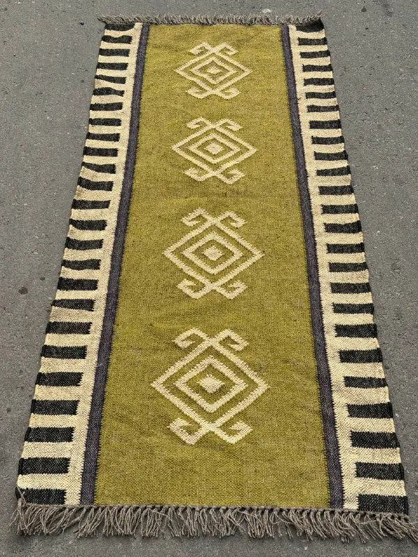 Maroon Volkskuns Kilim Tapytloper – Artisanaal-geweefde Wol Jute Mat, Volgens Maat Gemaak