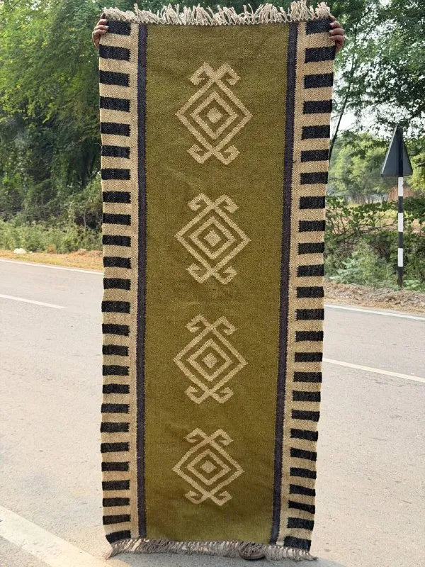 Maroon Volkskuns Kilim Tapytloper – Artisanaal-geweefde Wol Jute Mat, Volgens Maat Gemaak