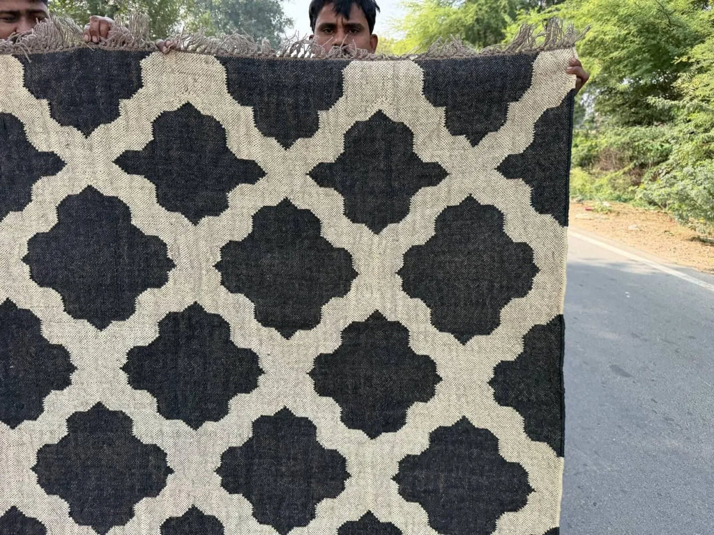 Minimalist Black Ivory Wool Jute Kilim Rug, Handmade Flatweave Area Rug, Scandinavian Farmhouse Carpet, Reversible Natural Fiber Rug