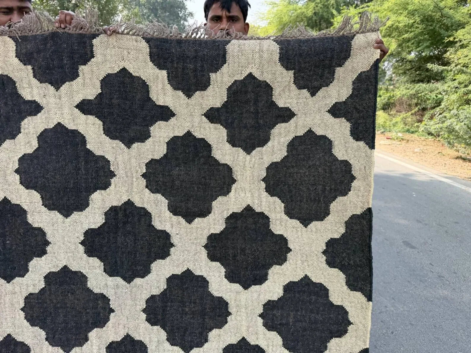 Minimalist Black Ivory Wool Jute Kilim Rug, Handmade Flatweave Area Rug, Scandinavian Farmhouse Carpet, Reversible Natural Fiber Rug