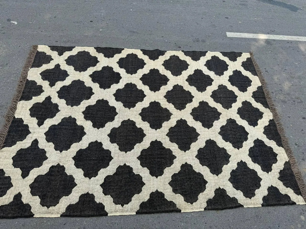 Minimalist Black Ivory Wool Jute Kilim Rug, Handmade Flatweave Area Rug, Scandinavian Farmhouse Carpet, Reversible Natural Fiber Rug