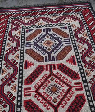 Handmade Navajo Style Wool Jute Kilim Rug – Reversible Tribal Area Carpet