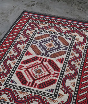 Handmade Navajo Style Wool Jute Kilim Rug – Reversible Tribal Area Carpet