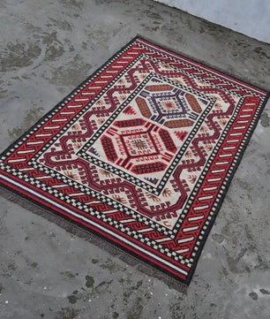 Handmade Navajo Style Wool Jute Kilim Rug – Reversible Tribal Area Carpet