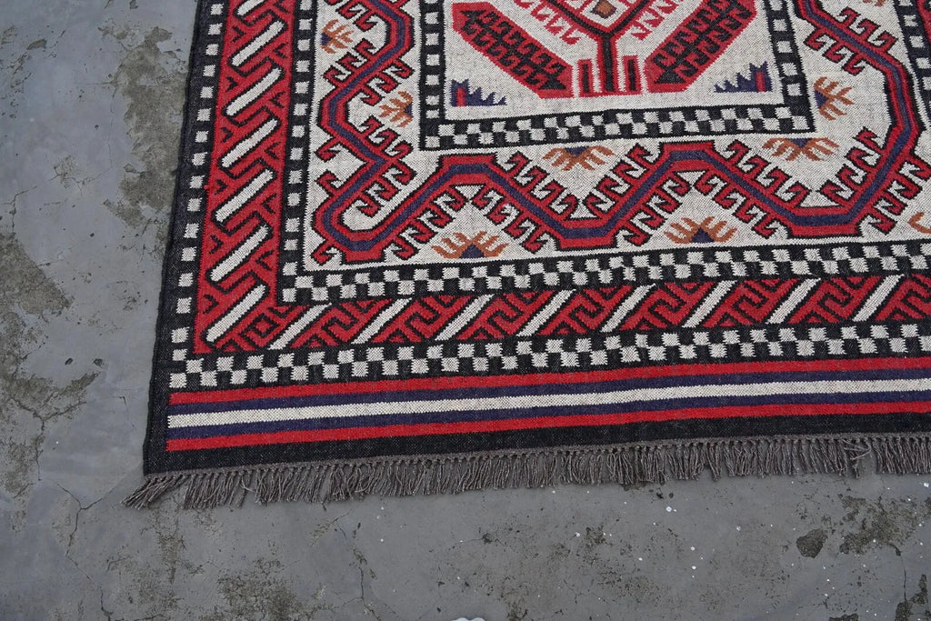 Handmade Navajo Style Wool Jute Kilim Rug – Reversible Tribal Area Carpet