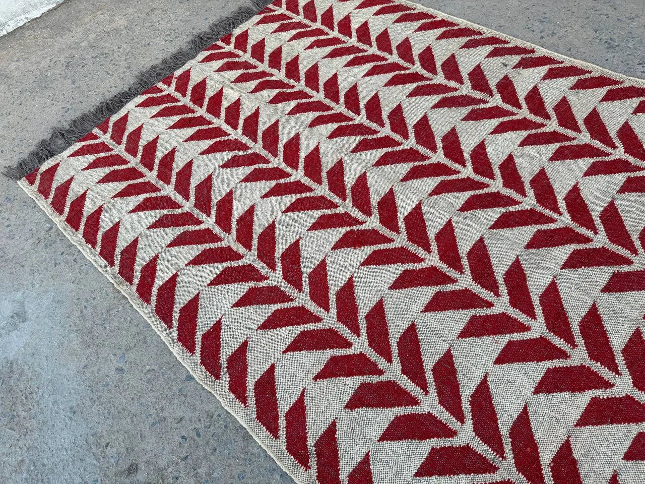 Handmade Red Geometric Wool Jute Kilim Area Rug with Tassels | Flatweave Tribal Rug for Living Room, Bedroom & Home Decor