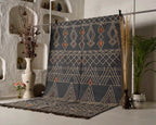 Graphite Linear Kilim Carpet – Artisan-Woven Wool Jute Rug, 8x10 & Custom Size