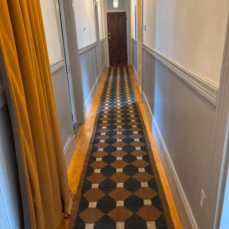 Charcoal Lattice Kilim Carpet Runner – Artisan-Woven Rust Diamond Rug, Made to Measure