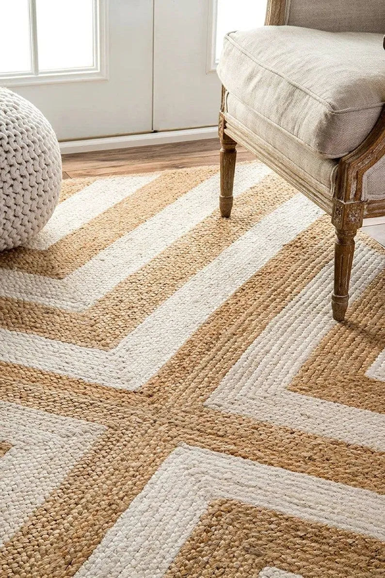 Hand-Braided Chevron Jute Area Rug – Beige and White Geometric Natural Fiber Rug