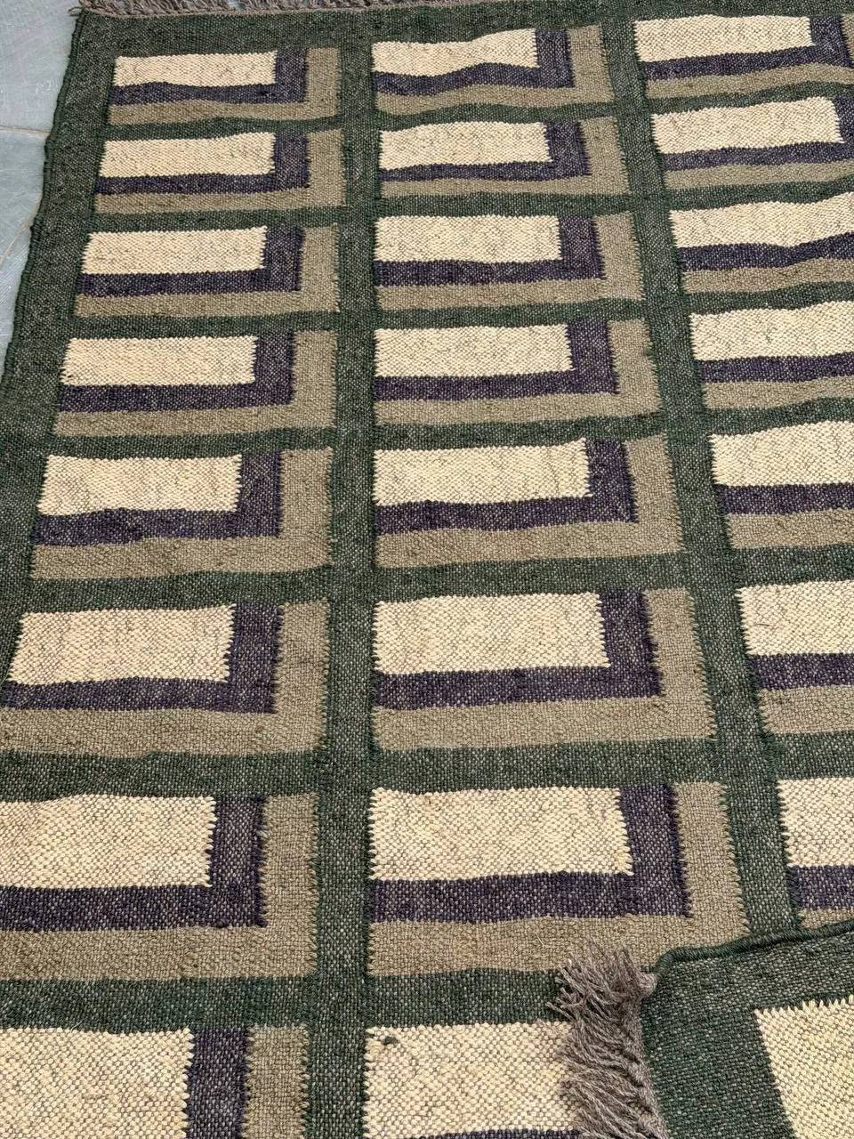 Moss Green Maze-Block Dhurrie Rug – Artisan-Woven Jute Wool Area Carpet