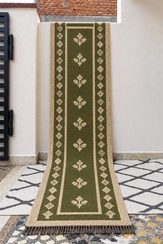 Maroon Volkskuns Kilim Tapytloper – Artisanaal-geweefde Wol Jute Mat, Volgens Maat Gemaak