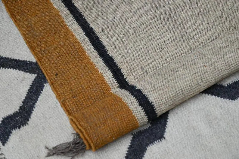 Maroon Volkskuns Kilim Tapytloper – Artisanaal-geweefde Wol Jute Mat, Volgens Maat Gemaak