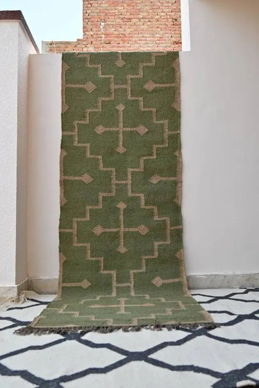 Handmade Olive Kilim Runner – Beige Stepped Geometric Design