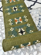 Maroon Volkskuns Kilim Tapytloper – Artisanaal-geweefde Wol Jute Mat, Volgens Maat Gemaak