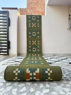 Maroon Volkskuns Kilim Tapytloper – Artisanaal-geweefde Wol Jute Mat, Volgens Maat Gemaak